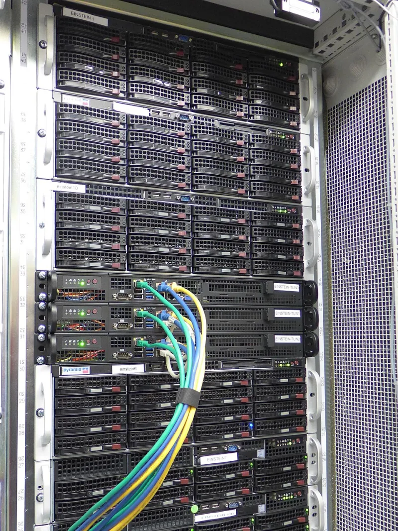 Putting Your LFS Build to Work: A Homelab Operator's Guide to Running Real Services Without the Safety Net
